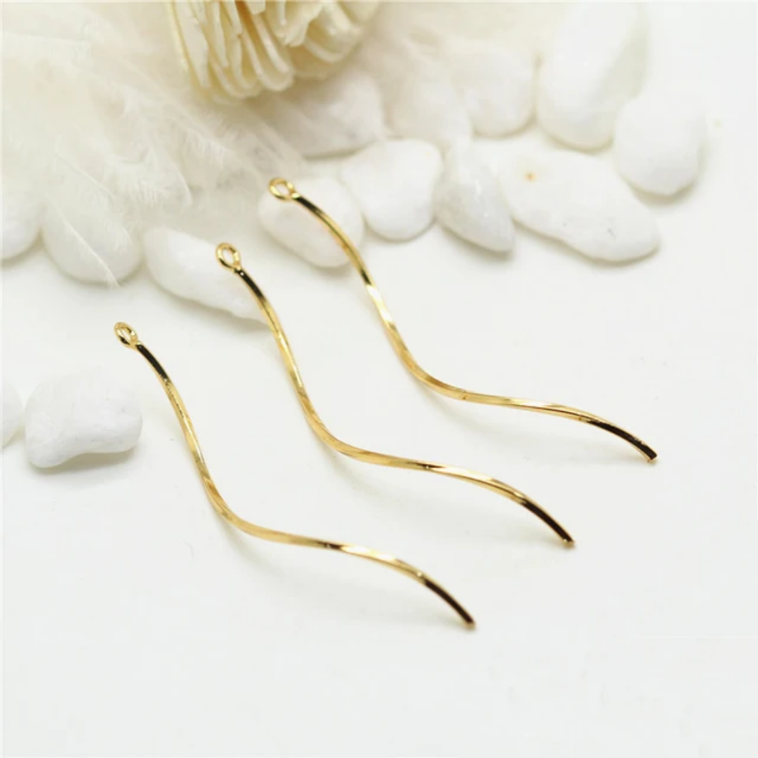 14K Gold Plated Wavy Charm - 1 Piece