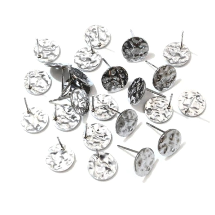 Hammered Circle Stud - 1 Pair