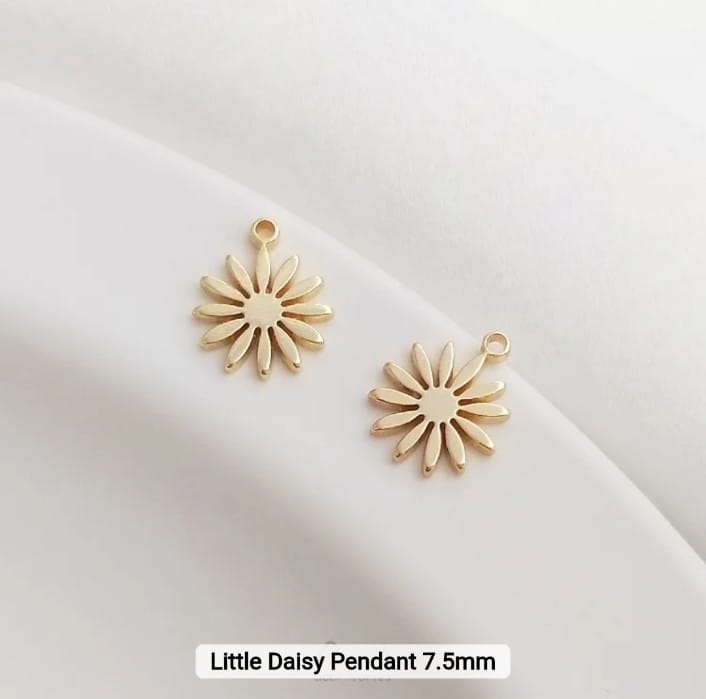 14K Gold Plated Little Daisy Pendant 7.5mm - 1 Pc