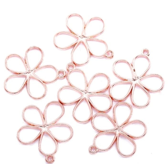 Simple Flower Charm - 1 Pc
