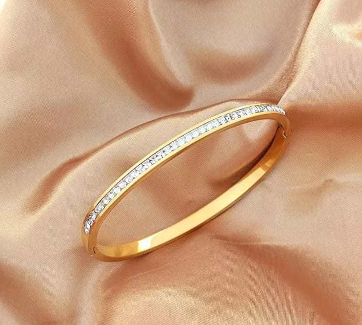 Simple Bracelet