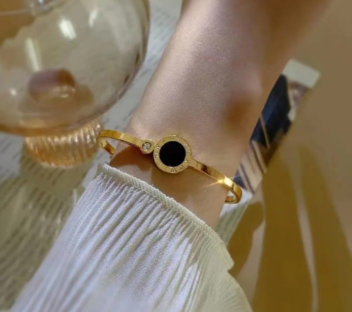 Black Roman Kada Bracelet