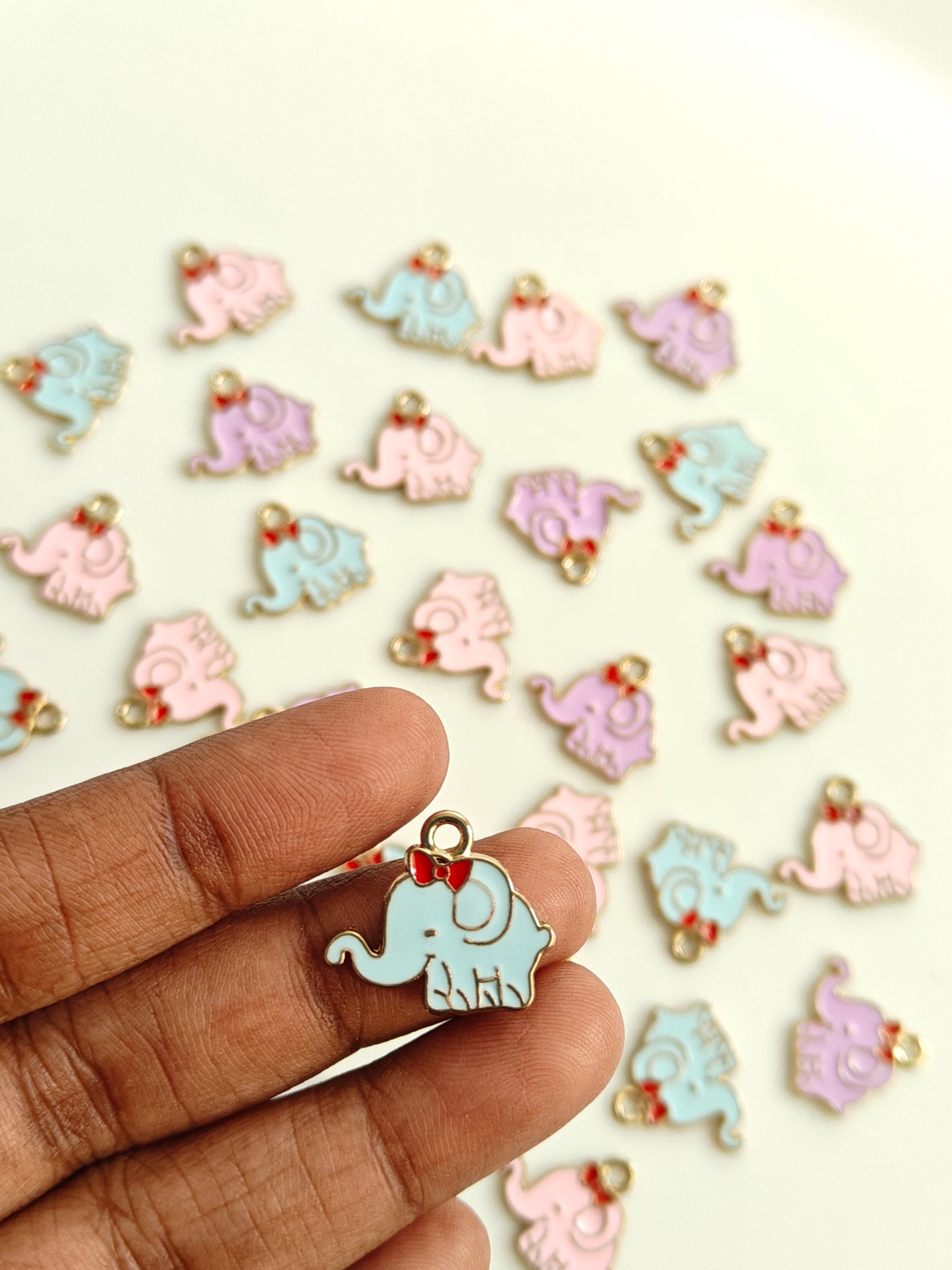 Elephant Charm - 1 Piece