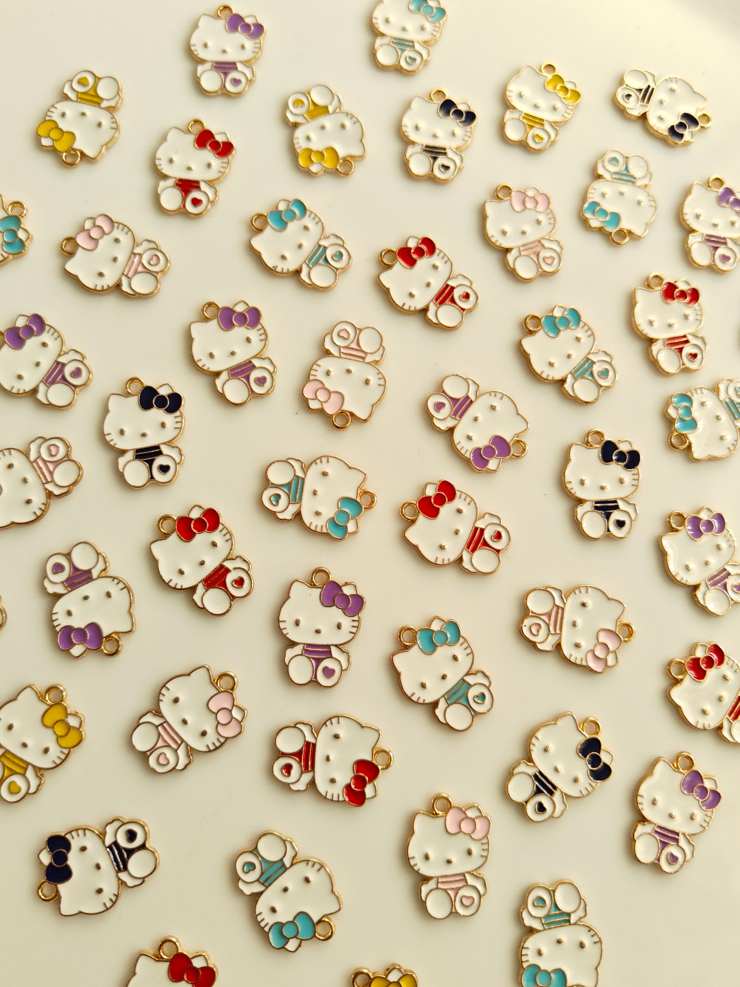 Kitty Enamel Charm - 1 Piece