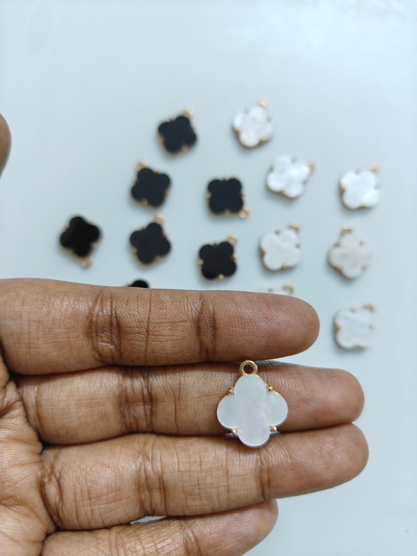Clover Enamel Charm - 1 Piece