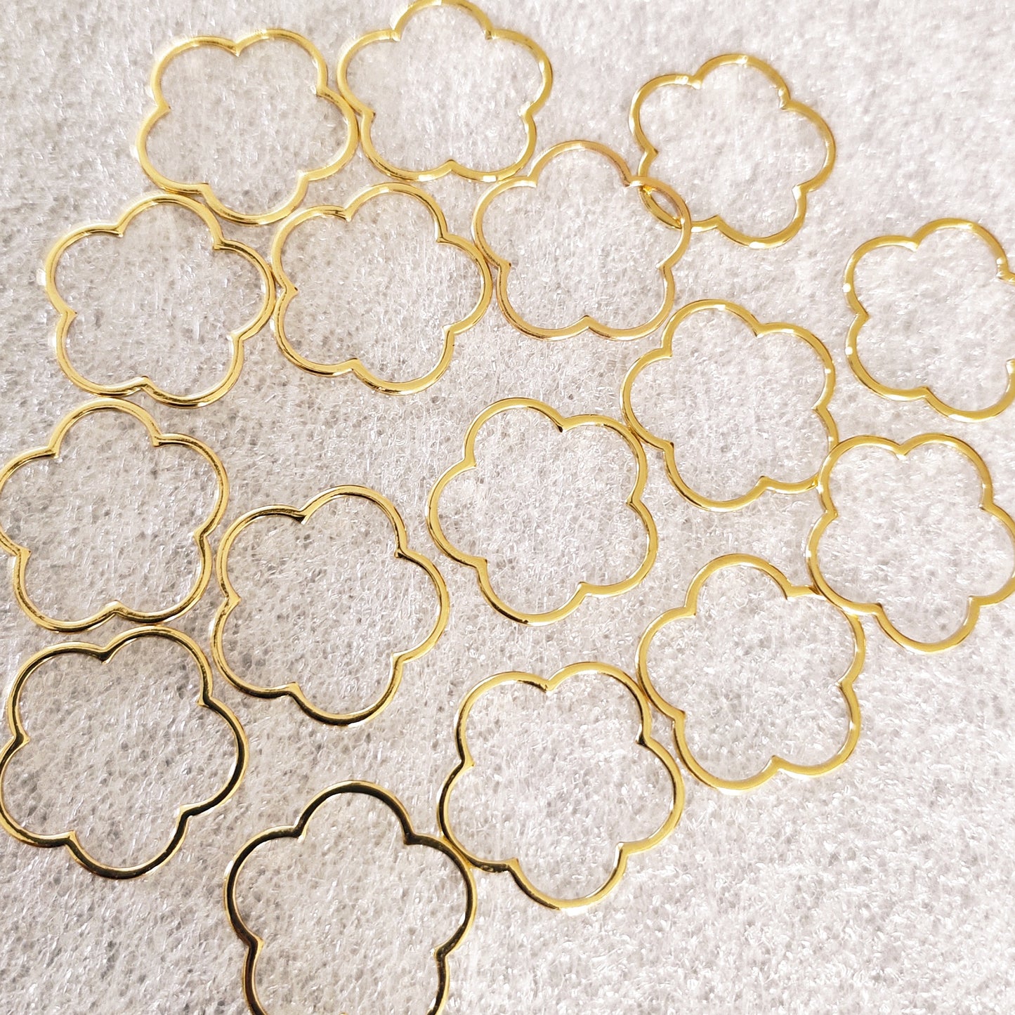 Flower Open Bezel - 1 Piece