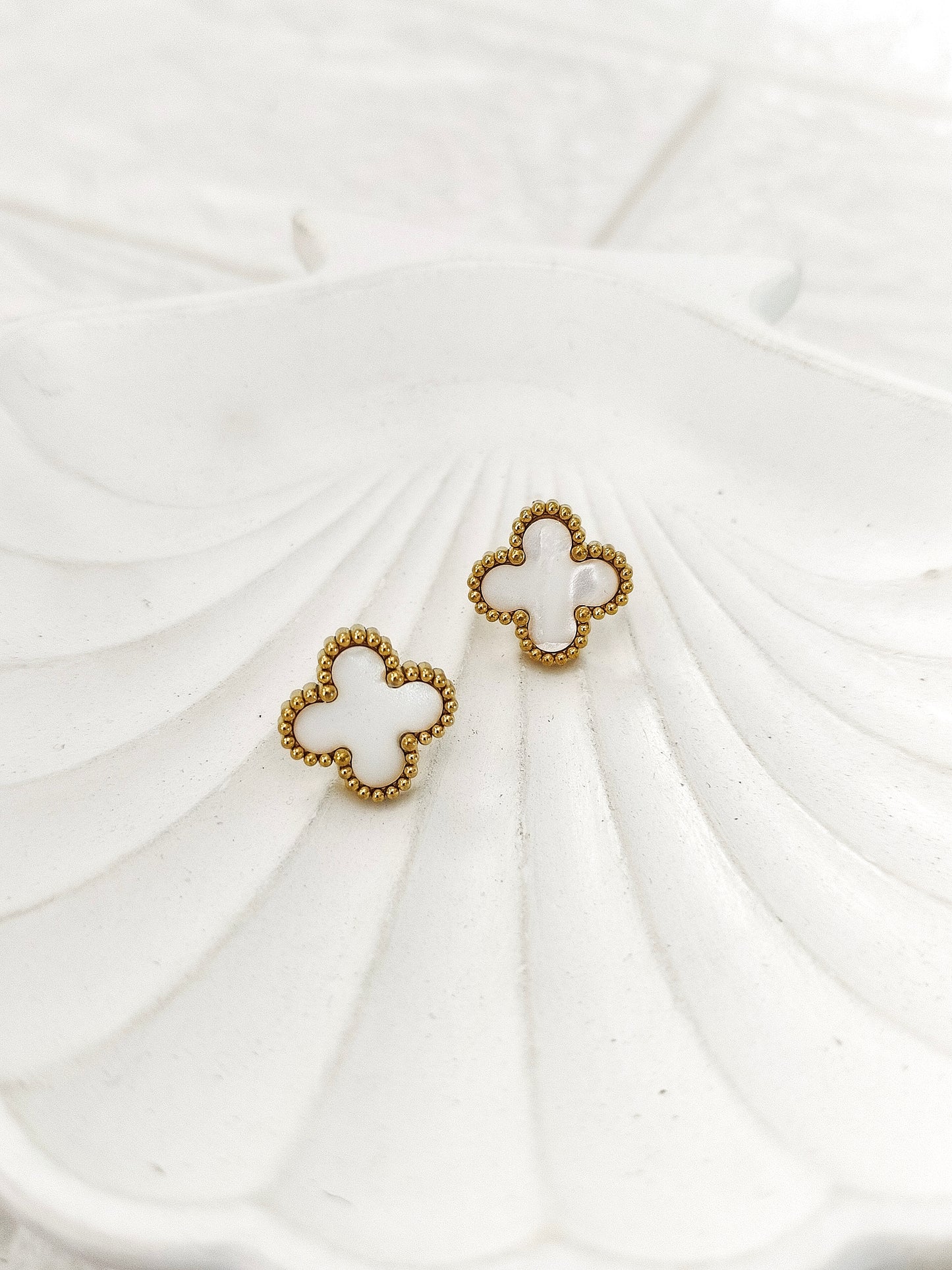 Clover White Earring