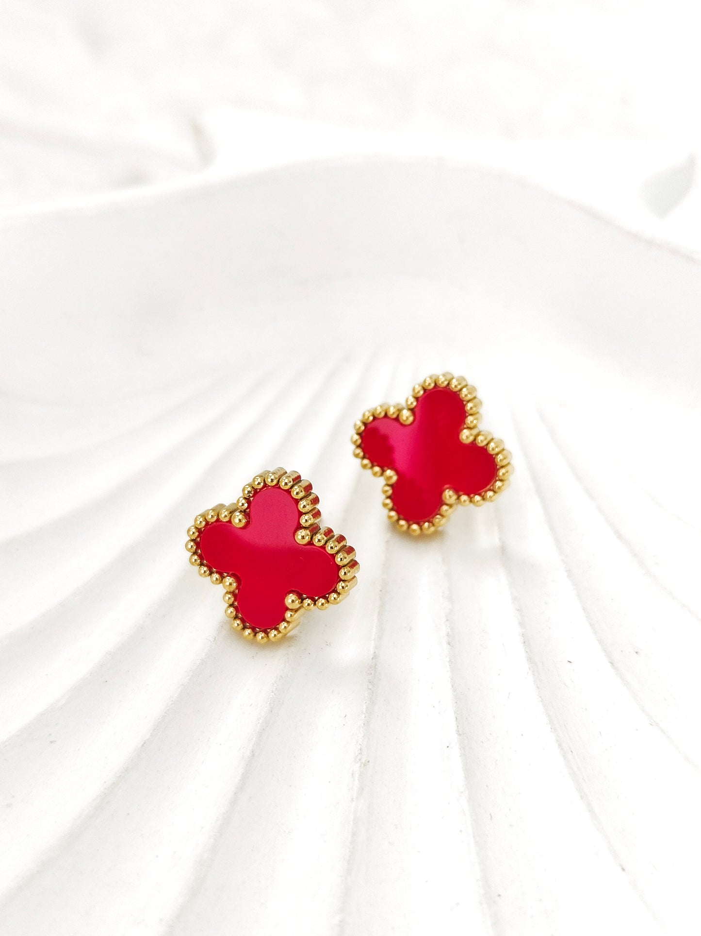 Clover Red Earring