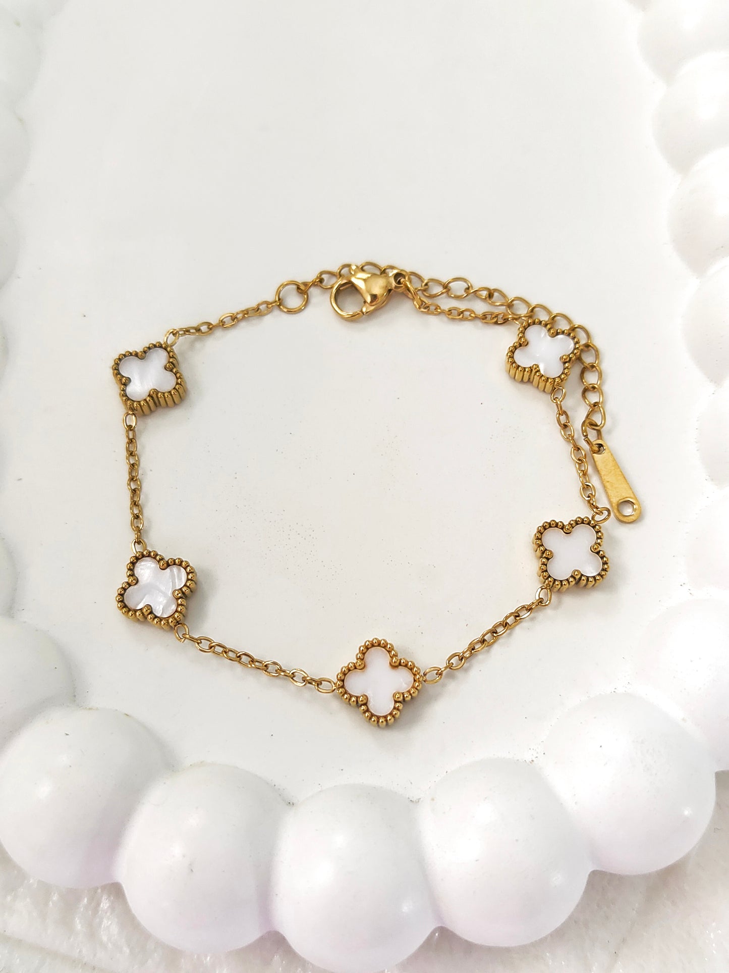 Clover White Bracelet