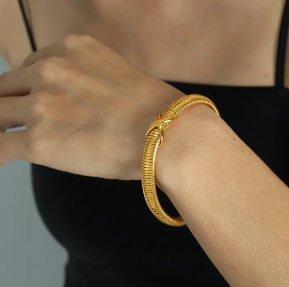 Knot Kada Bracelet