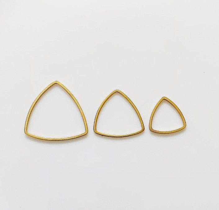 Curved Triangle Open Bezel - 1 piece