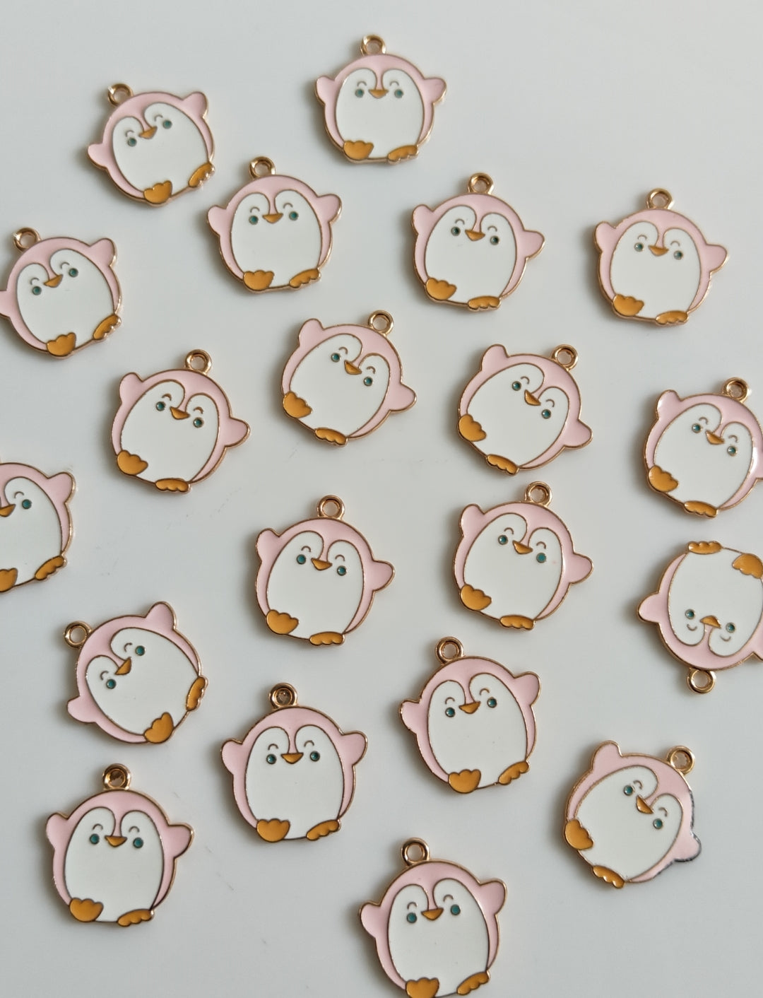 Penguin Enamel Charm - 1 Piece