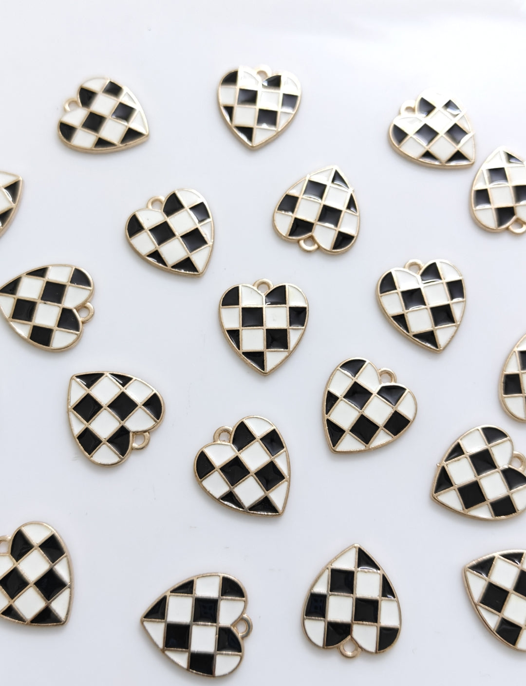 Checked Heart Enamel Charm - 1 Piece