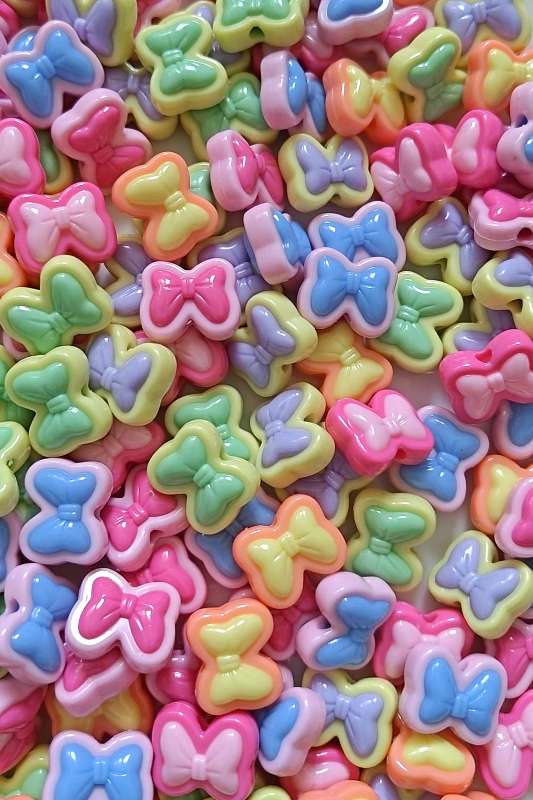 Bow Beads - 20gms (approx. 9-10 pieces)