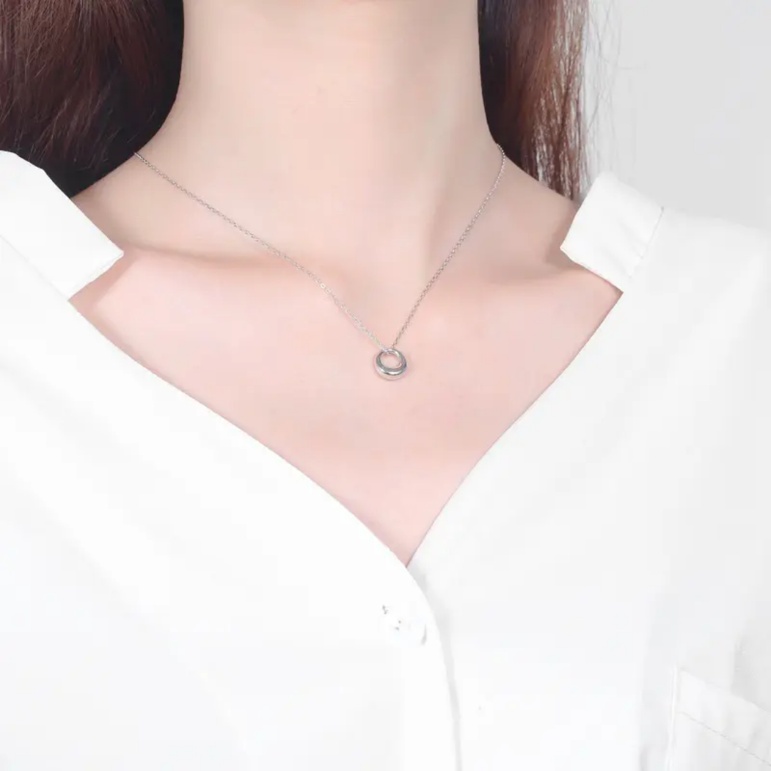 Round Pendant Chain