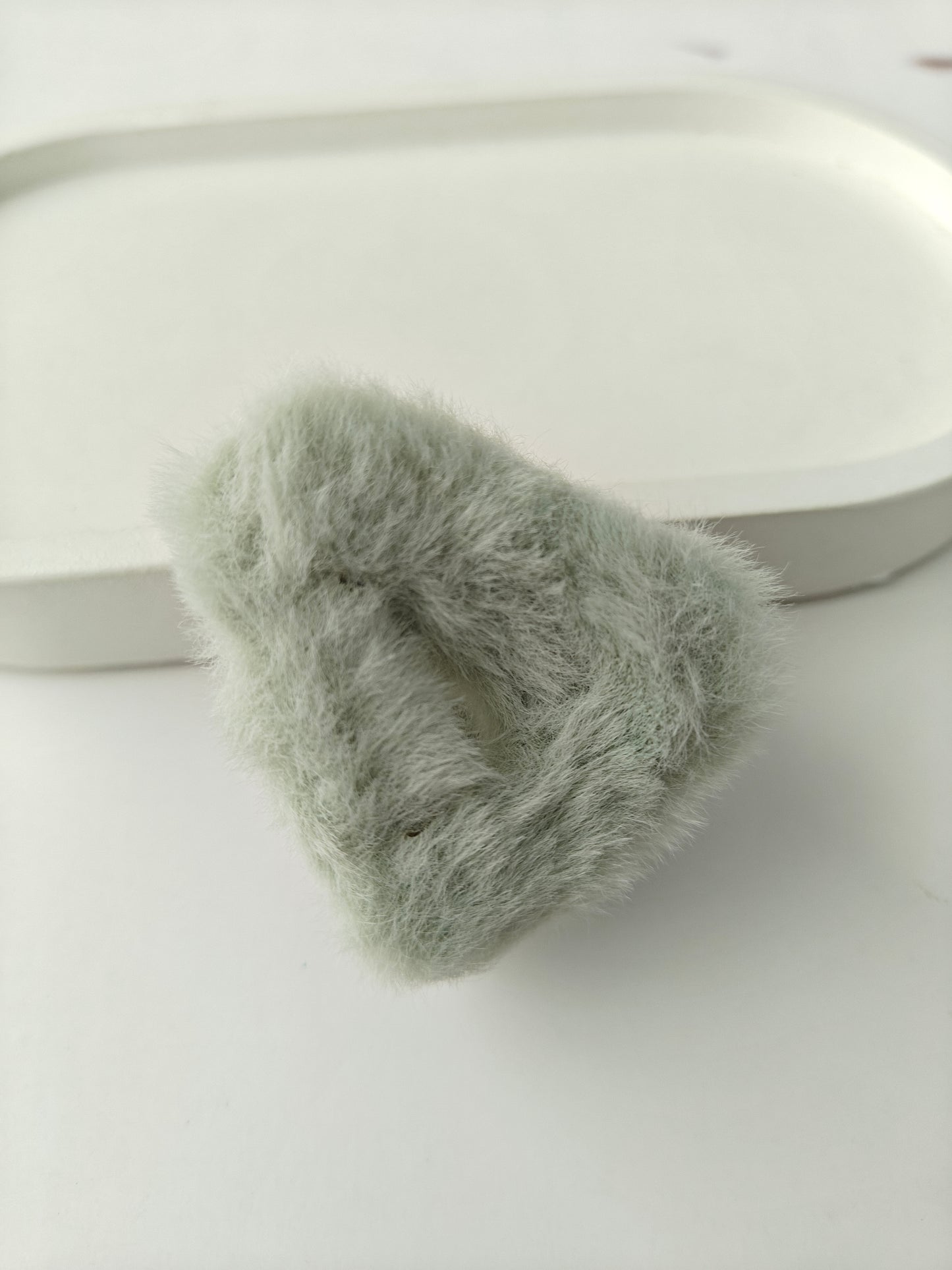 Mini Fluffy Triangle Claws