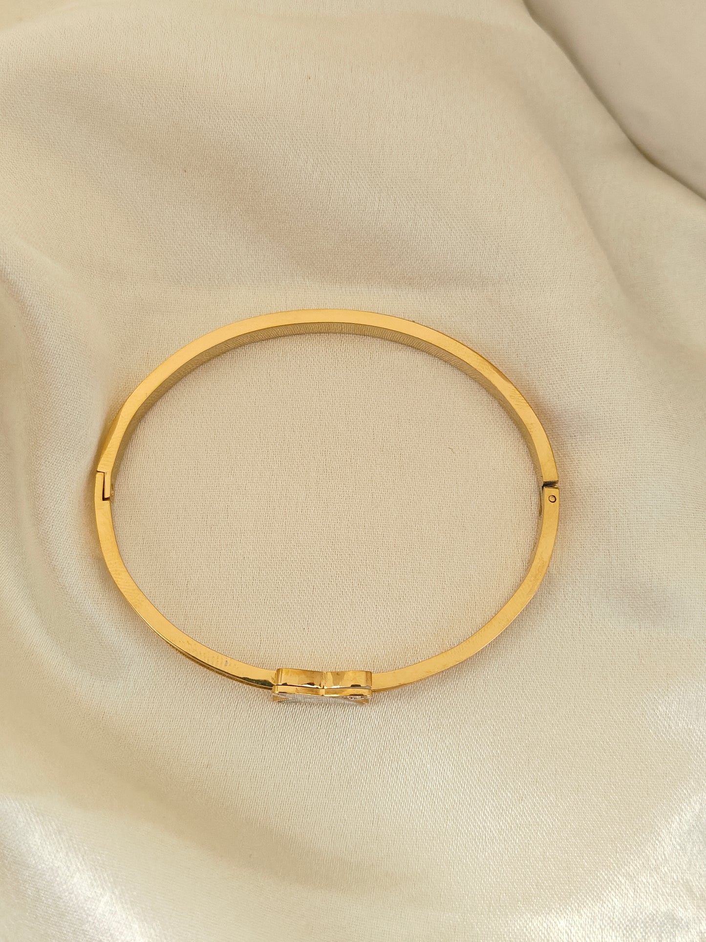 Pearlwing Kada