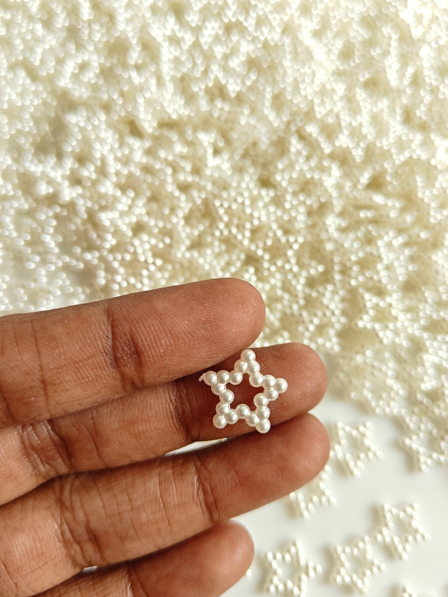 Star Pearl Beads - 10g (approx. 85-95 pieces)