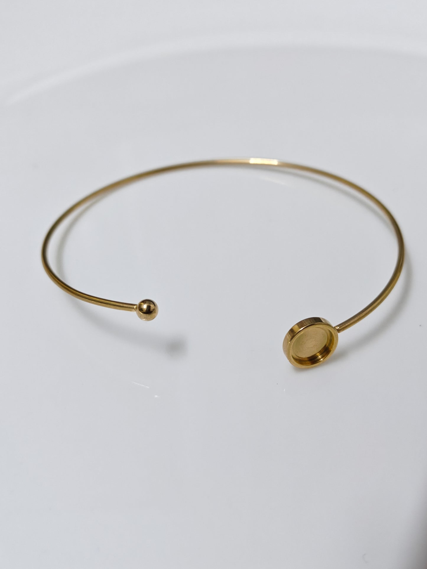 Single Head 8mm Adjustable Bracelet - 1 Piece - Design 4