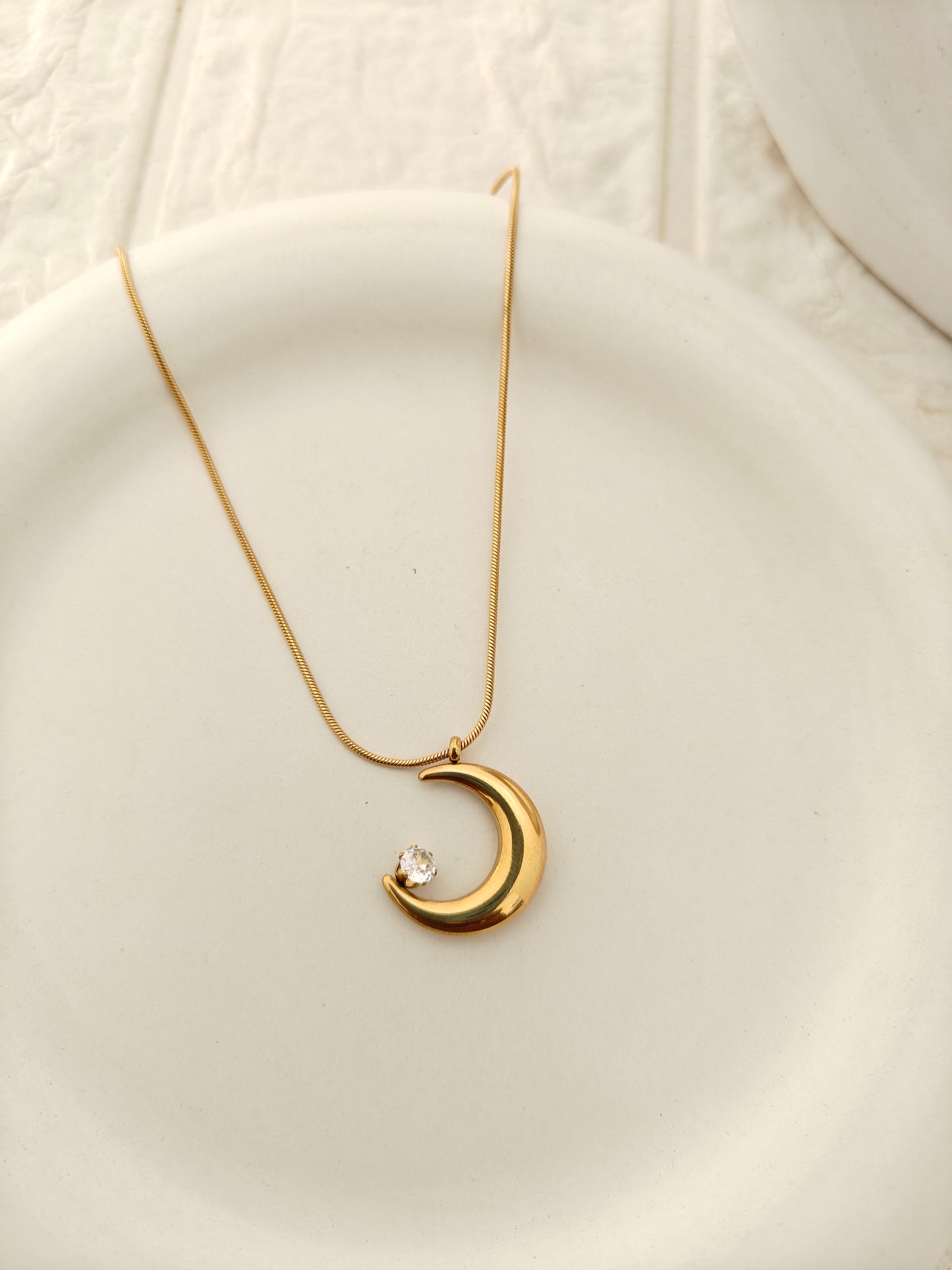 Crescent Detachable Layered Necklace