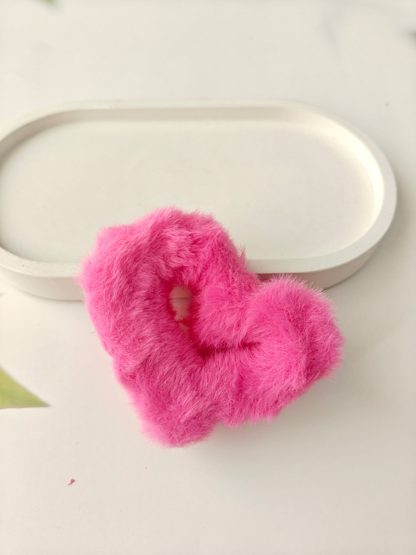 Fluffy Heart Claws