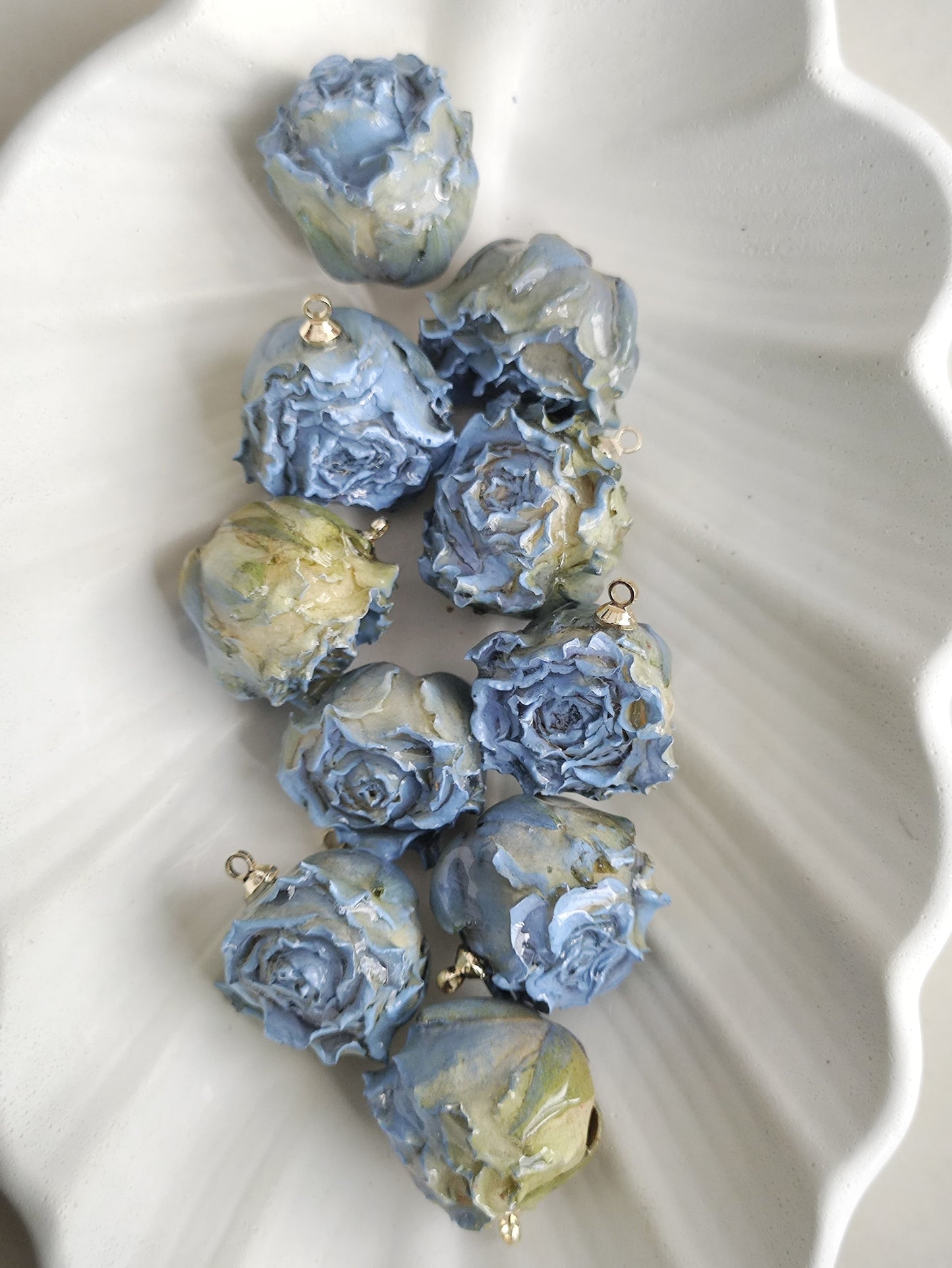 Resin Rose Charms - 1 Piece