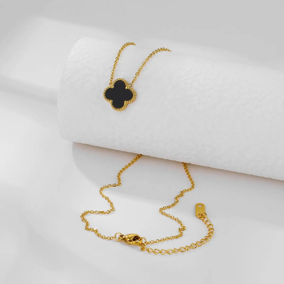 Clover Black Chain