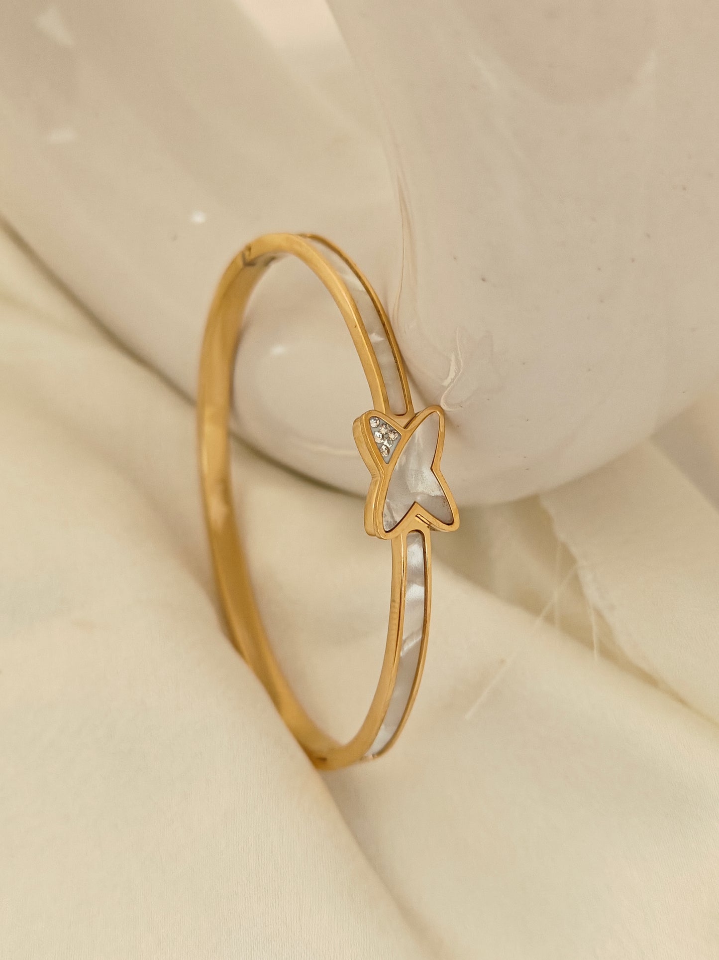 Pearlwing Kada