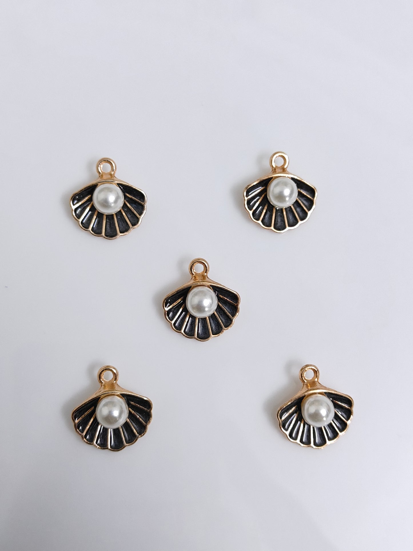 Shell Enamel Charm - 1 Piece