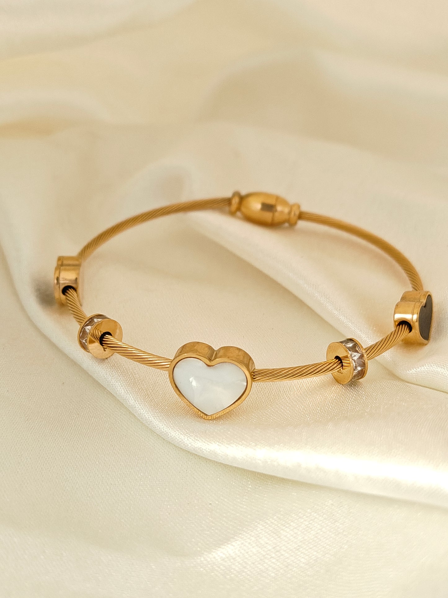 Heart Kada