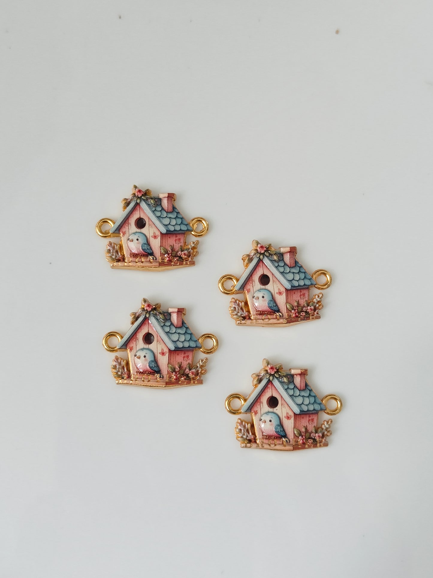 Tom Connector Charm - 1 Piece
