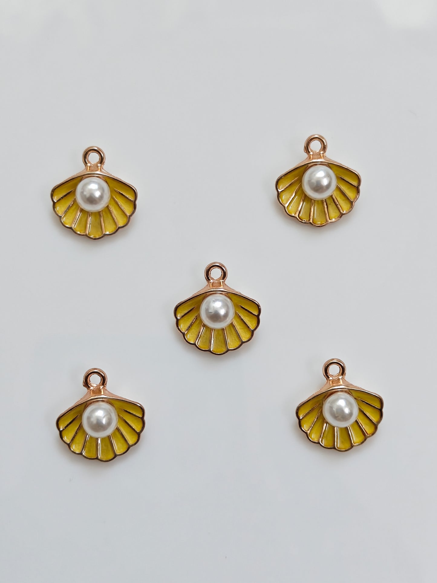 Shell Enamel Charm - 1 Piece