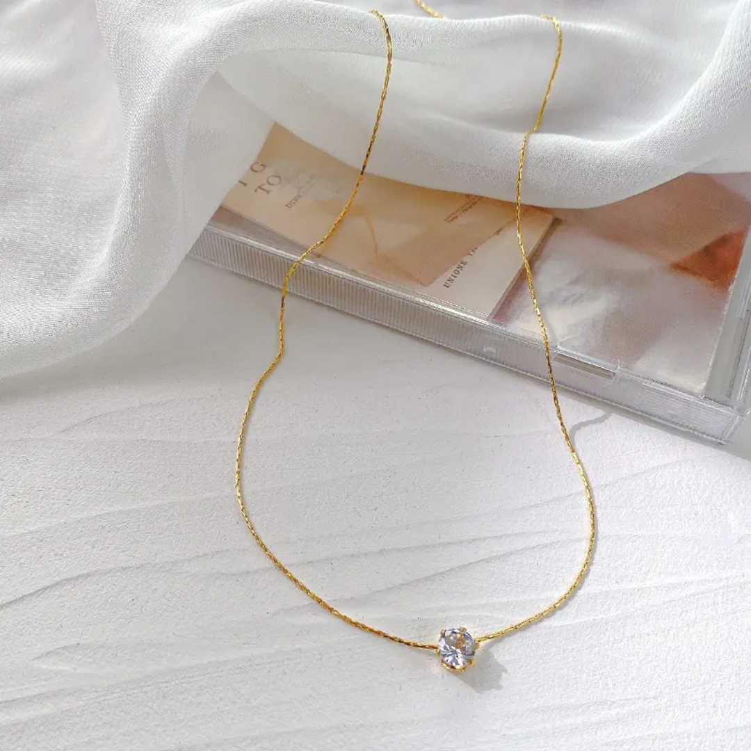 Claw Stone Pendant Chain