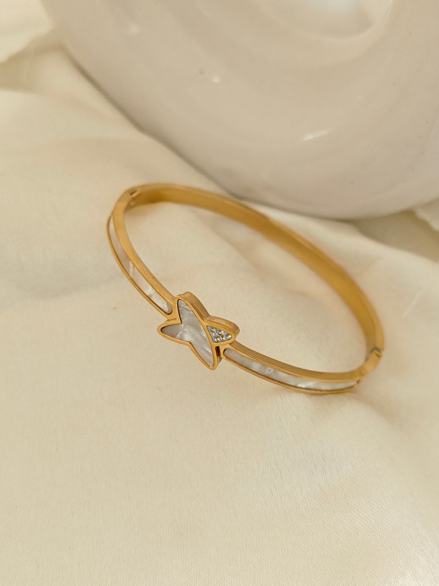 Pearlwing Kada