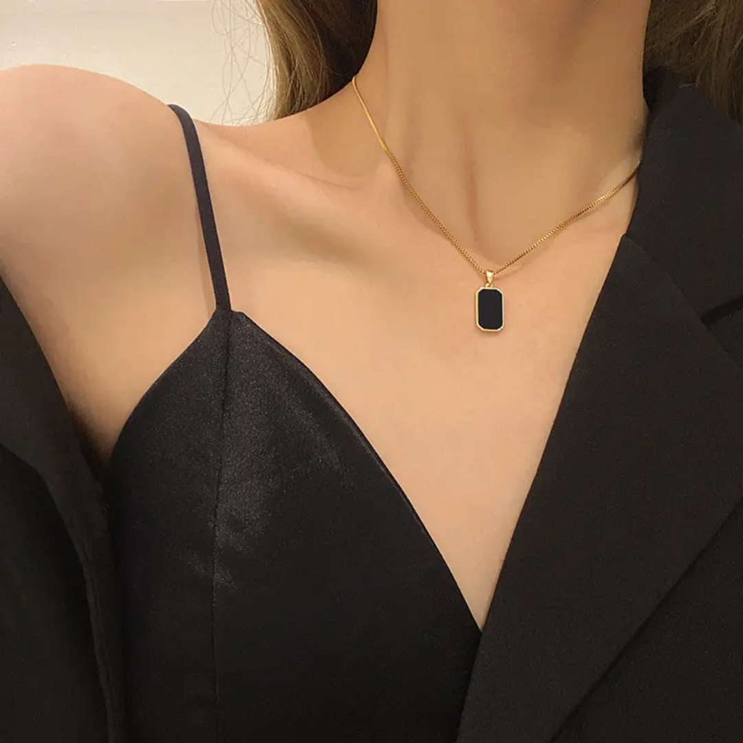 Black Rectangle Pendant Chain