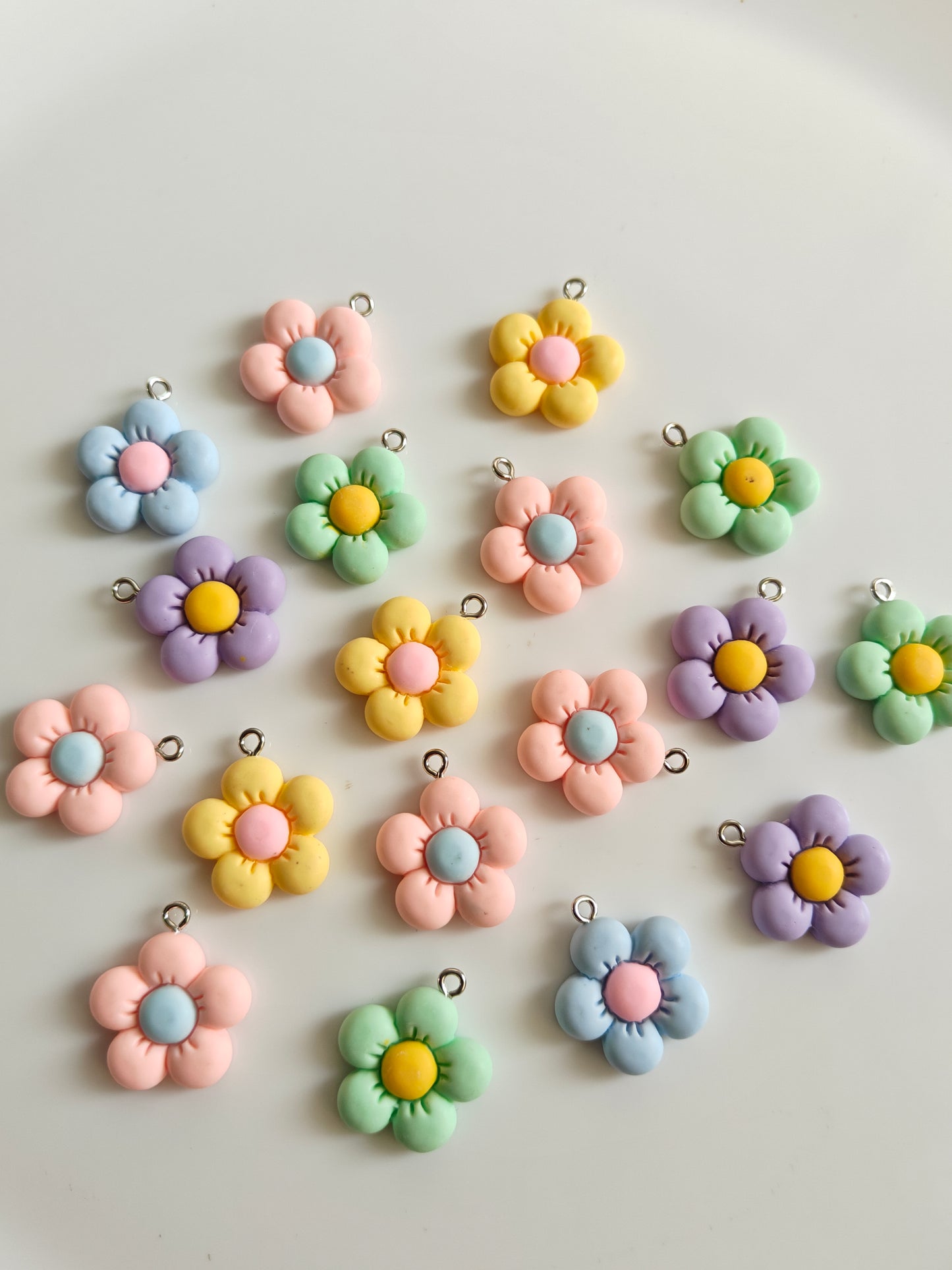 Flower Resin Charm - Random 1 Piece