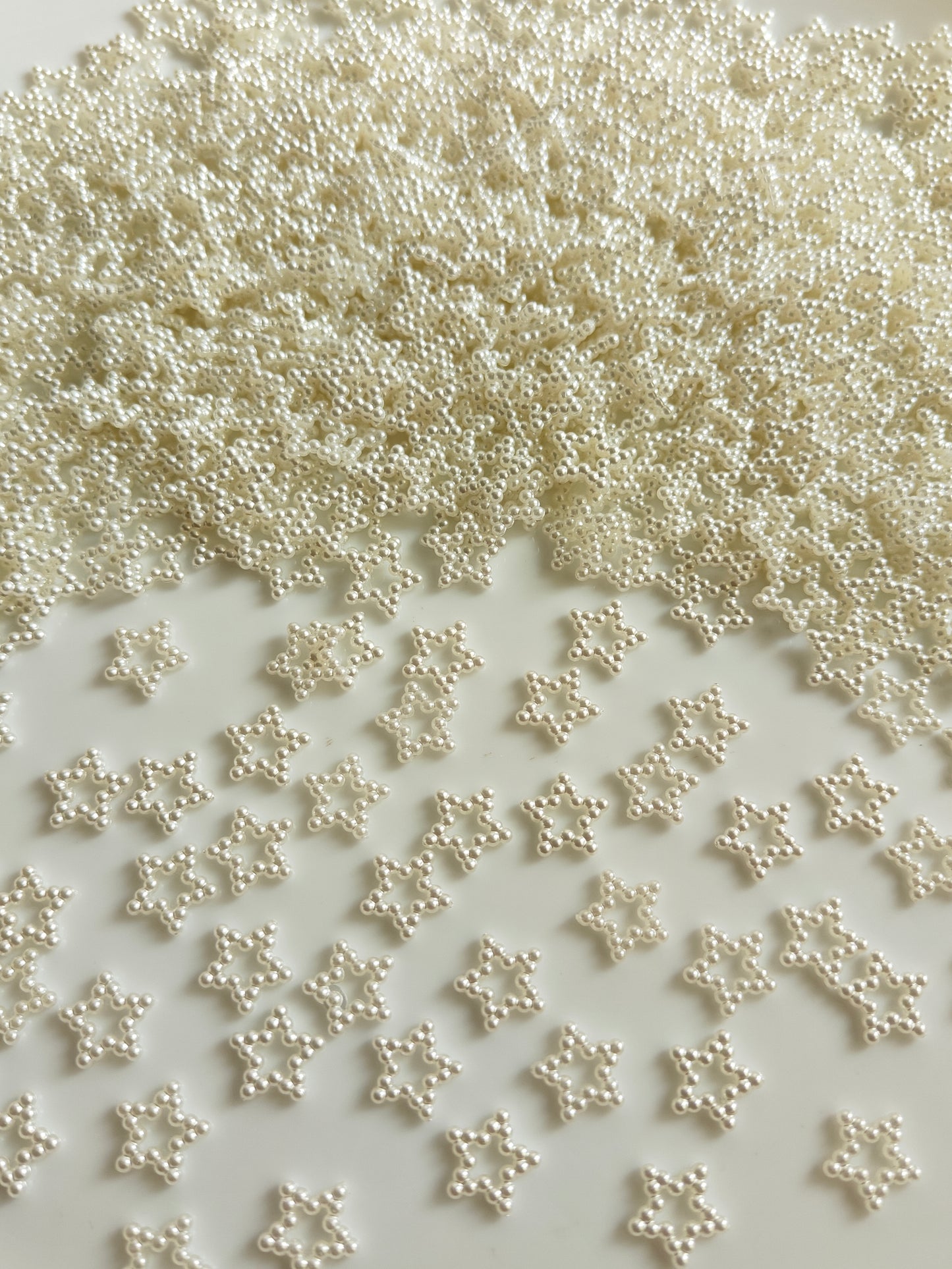 Star Pearl Beads - 10g (approx. 85-95 pieces)