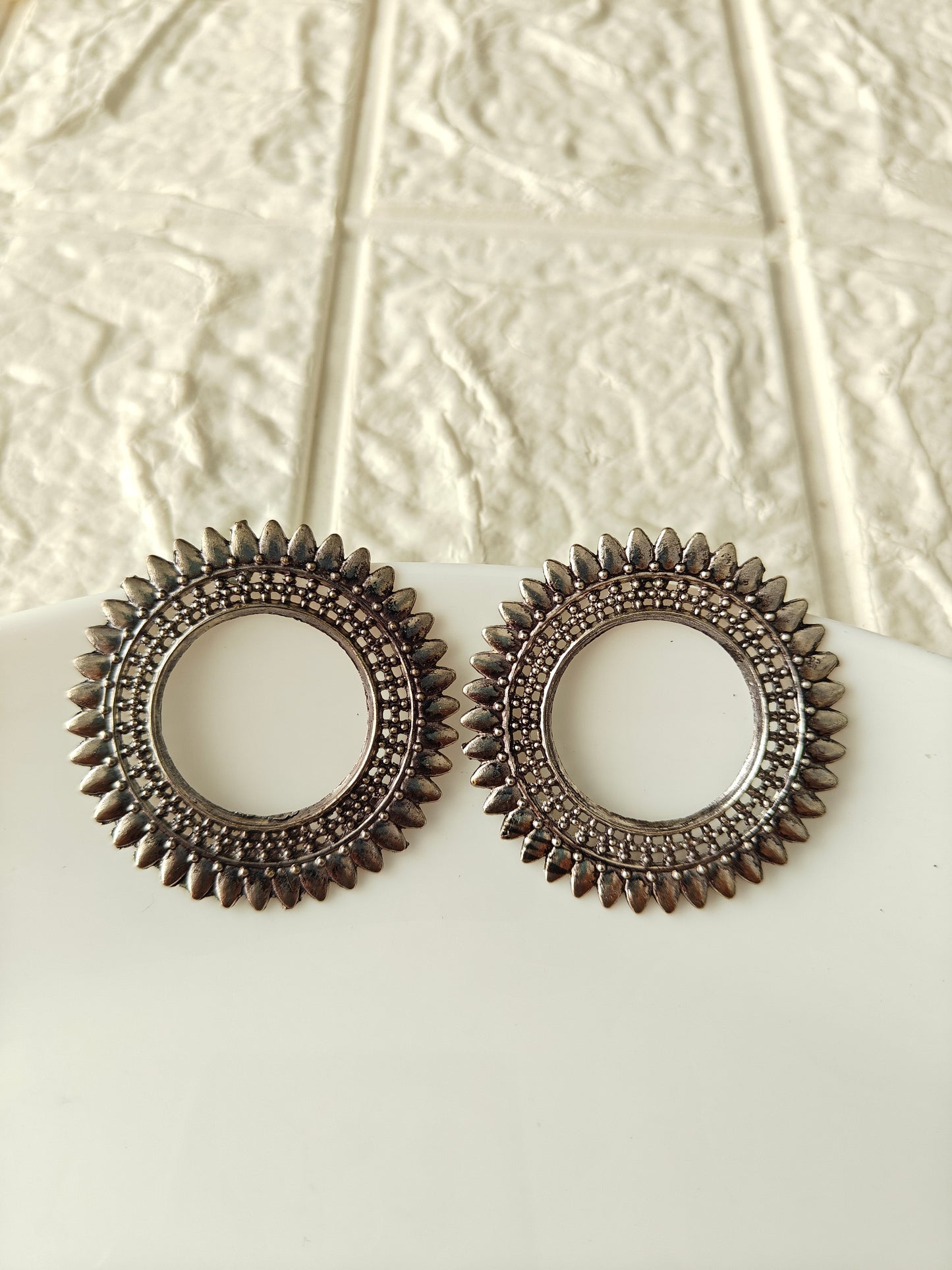 Basic Jhumka Bases - 1 Pair