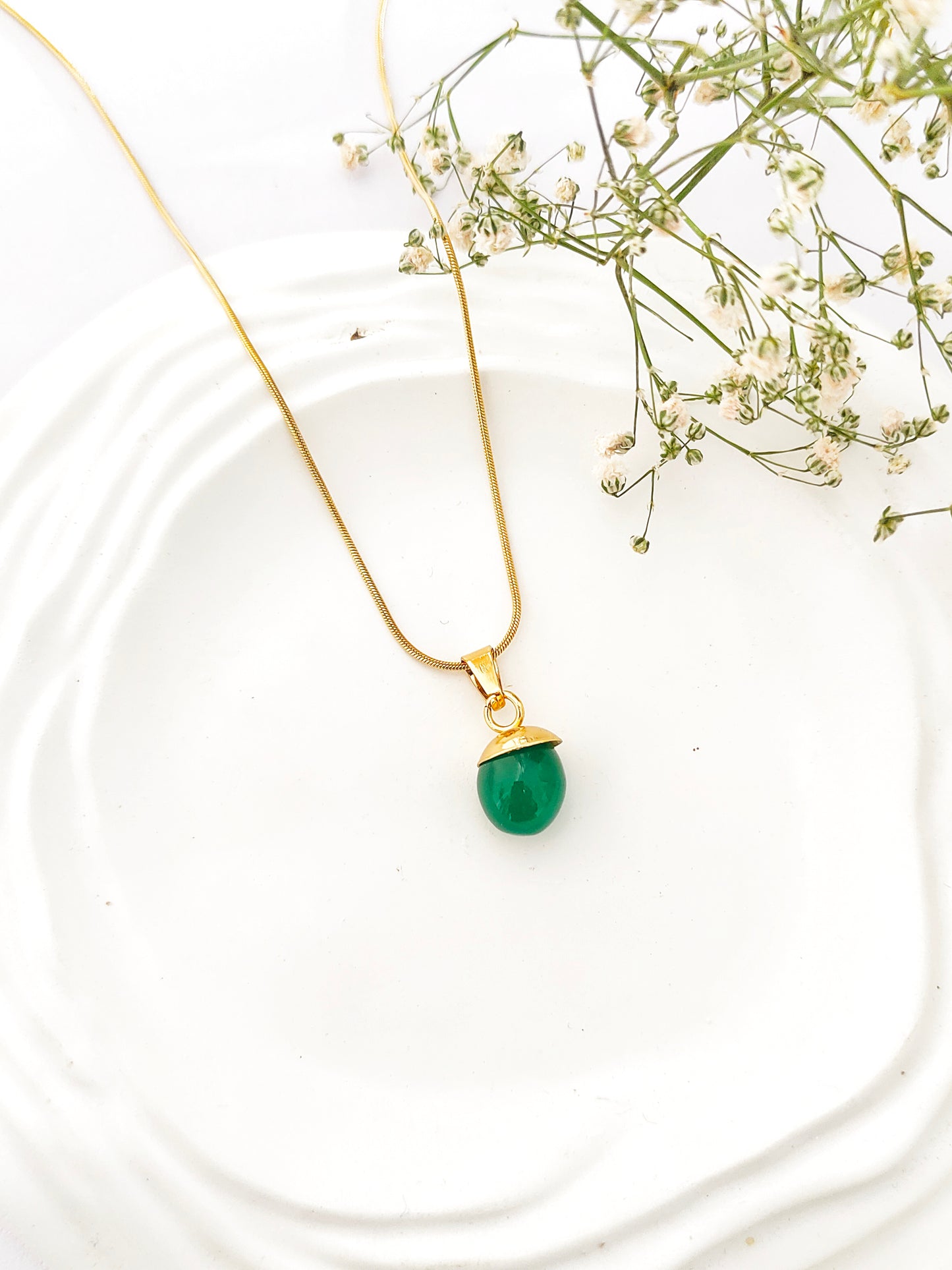 Green Oval Charm Necklace