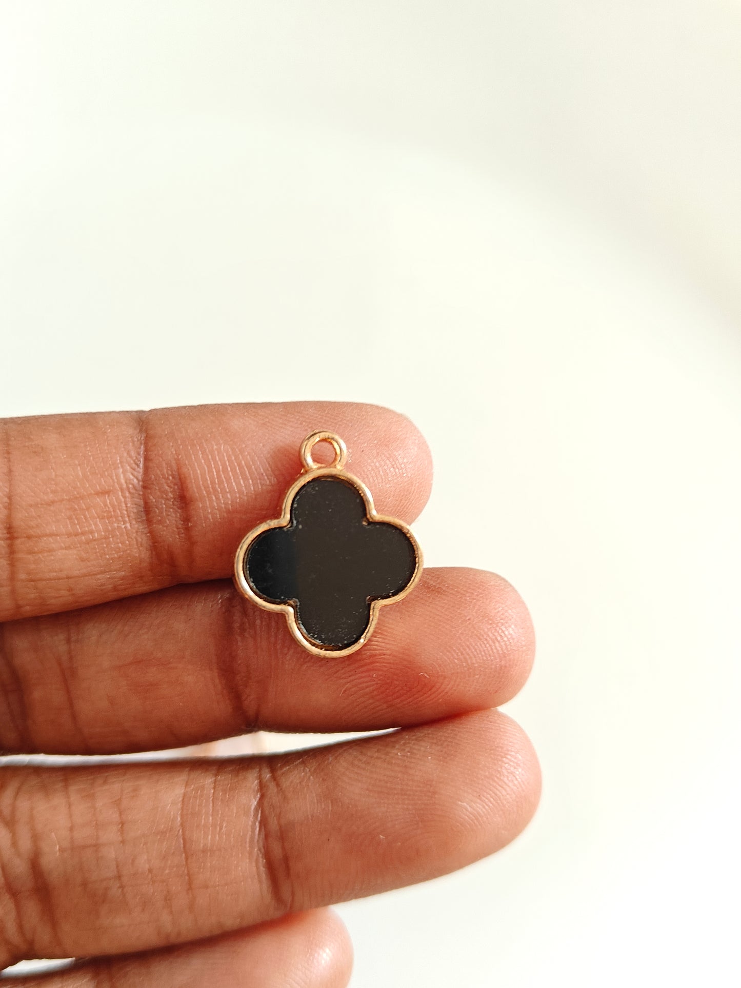Clover Charm - 1 Piece