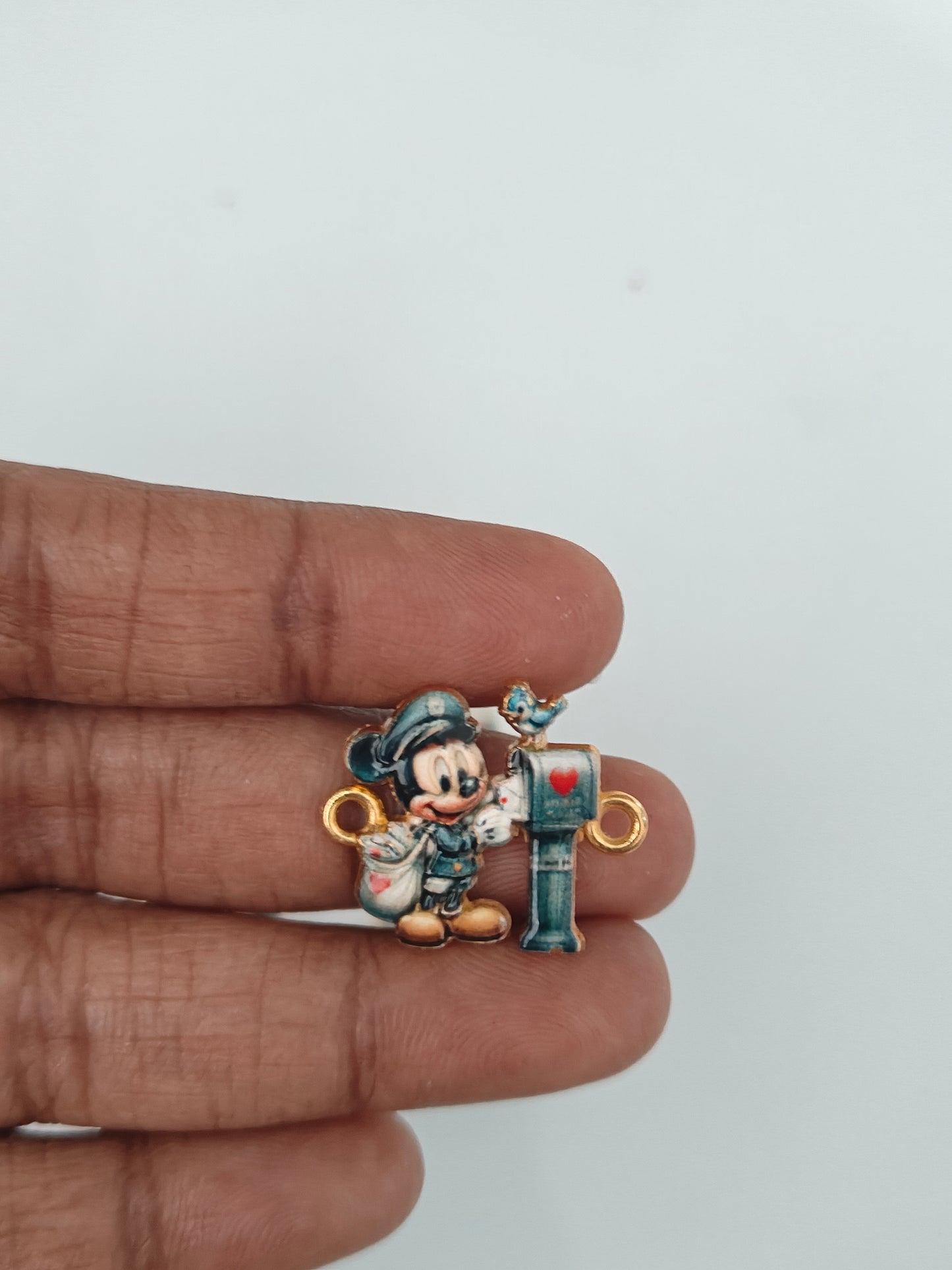 Tom Connector Charm - 1 Piece