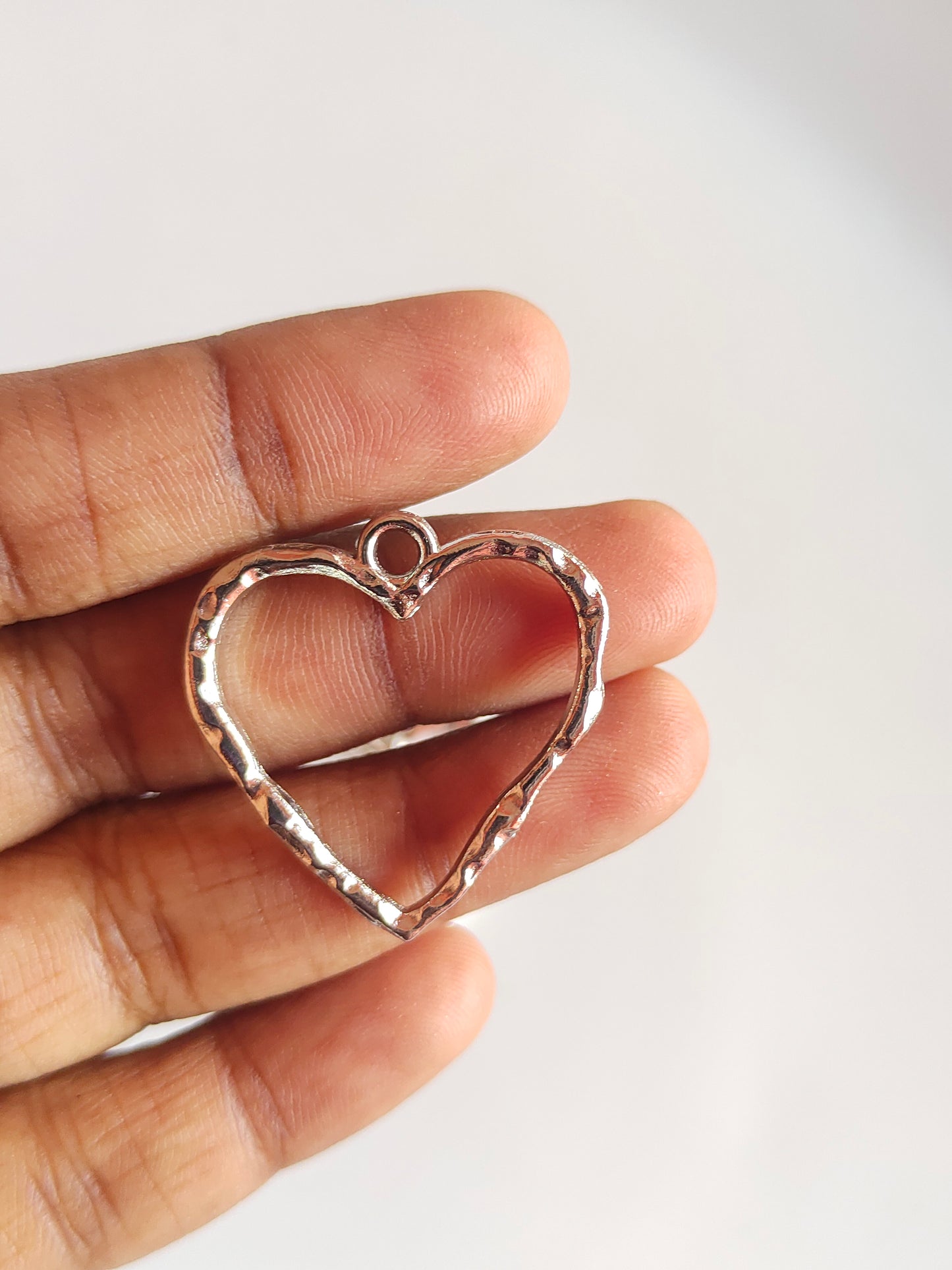 Silver Heart Hammered Bezel - 1 Piece