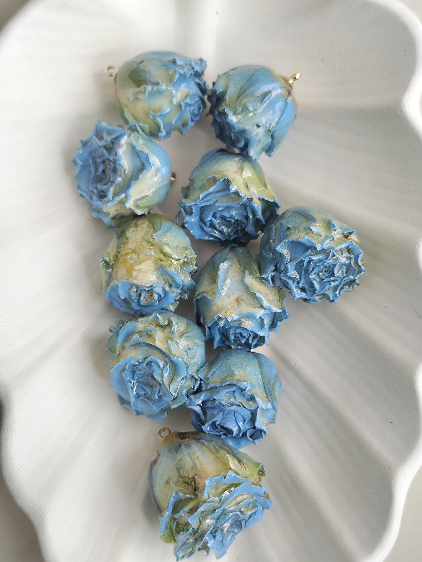 Resin Rose Charms - 1 Piece