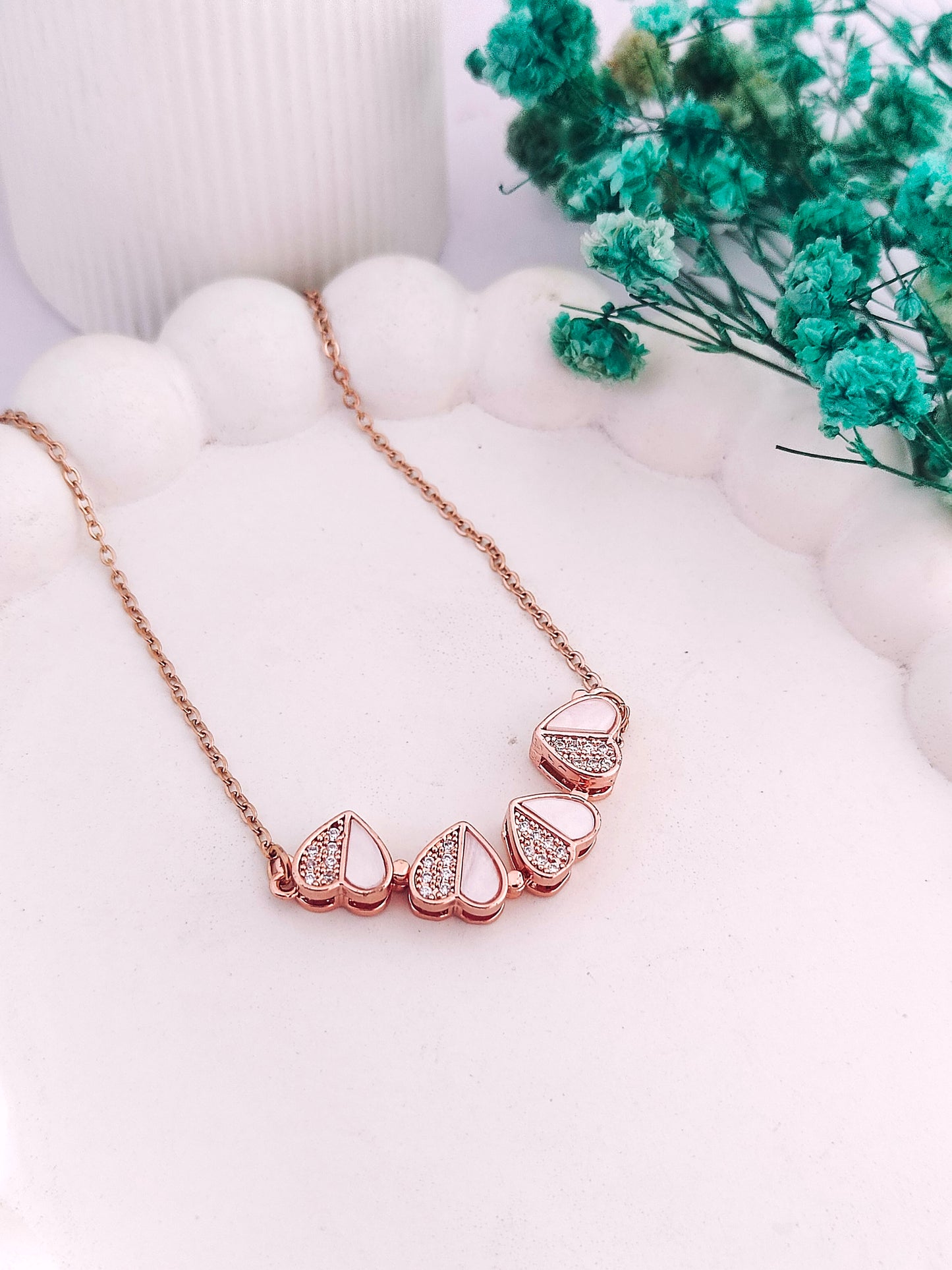 Heart Magnetic Clover RG Necklace