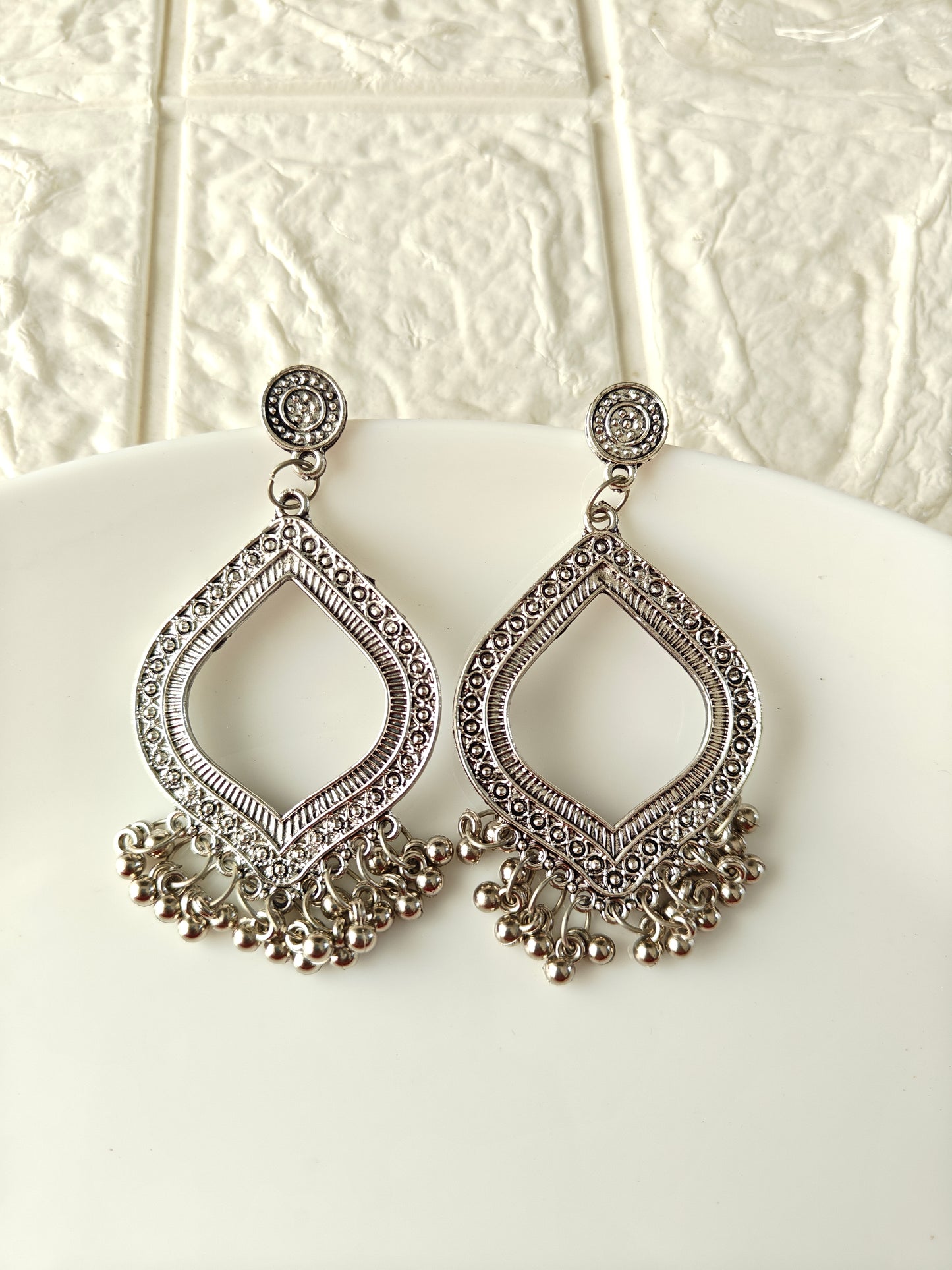Basic Jhumka Bases - 1 Pair