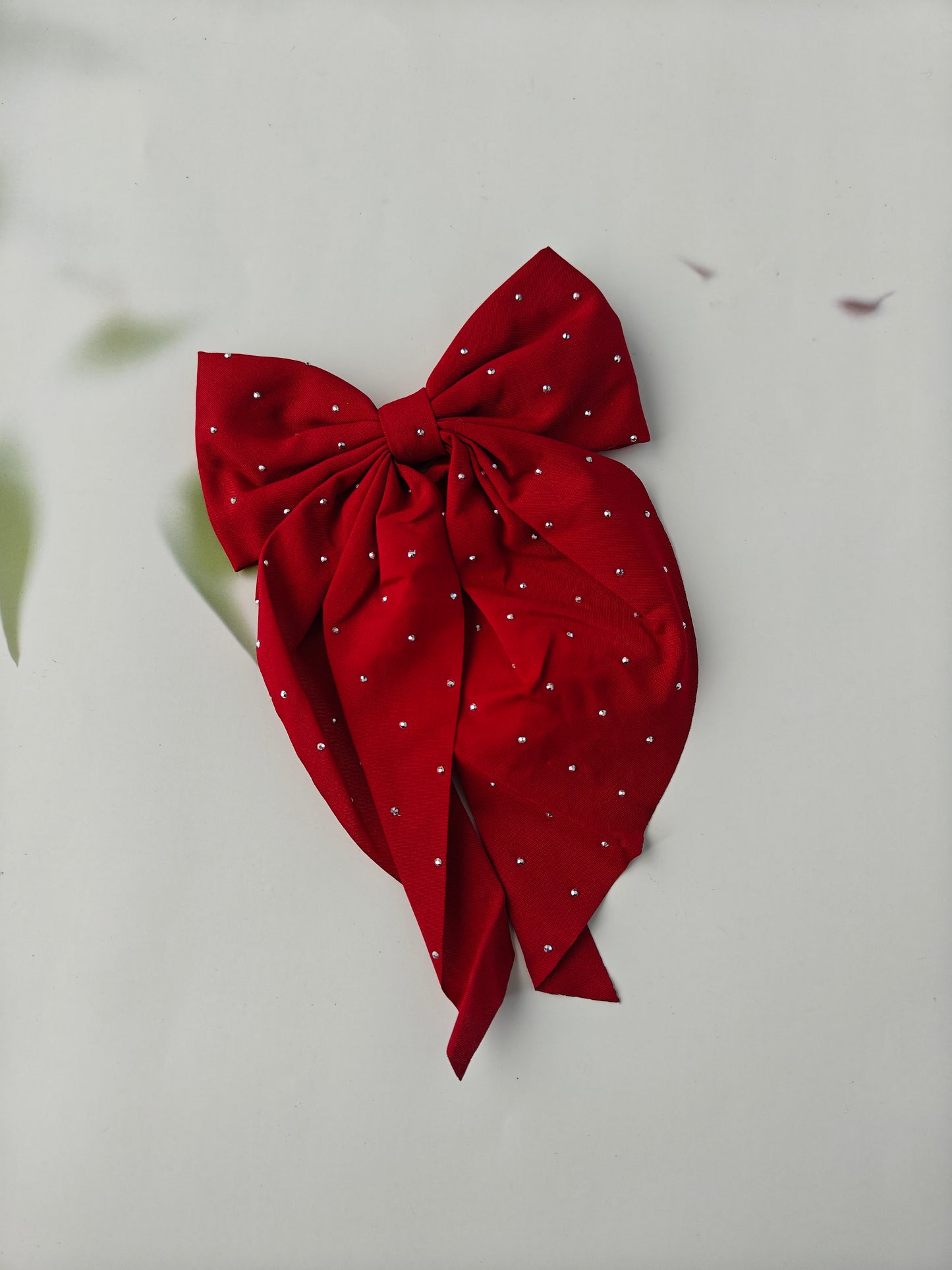 Glimmer Tail Bows