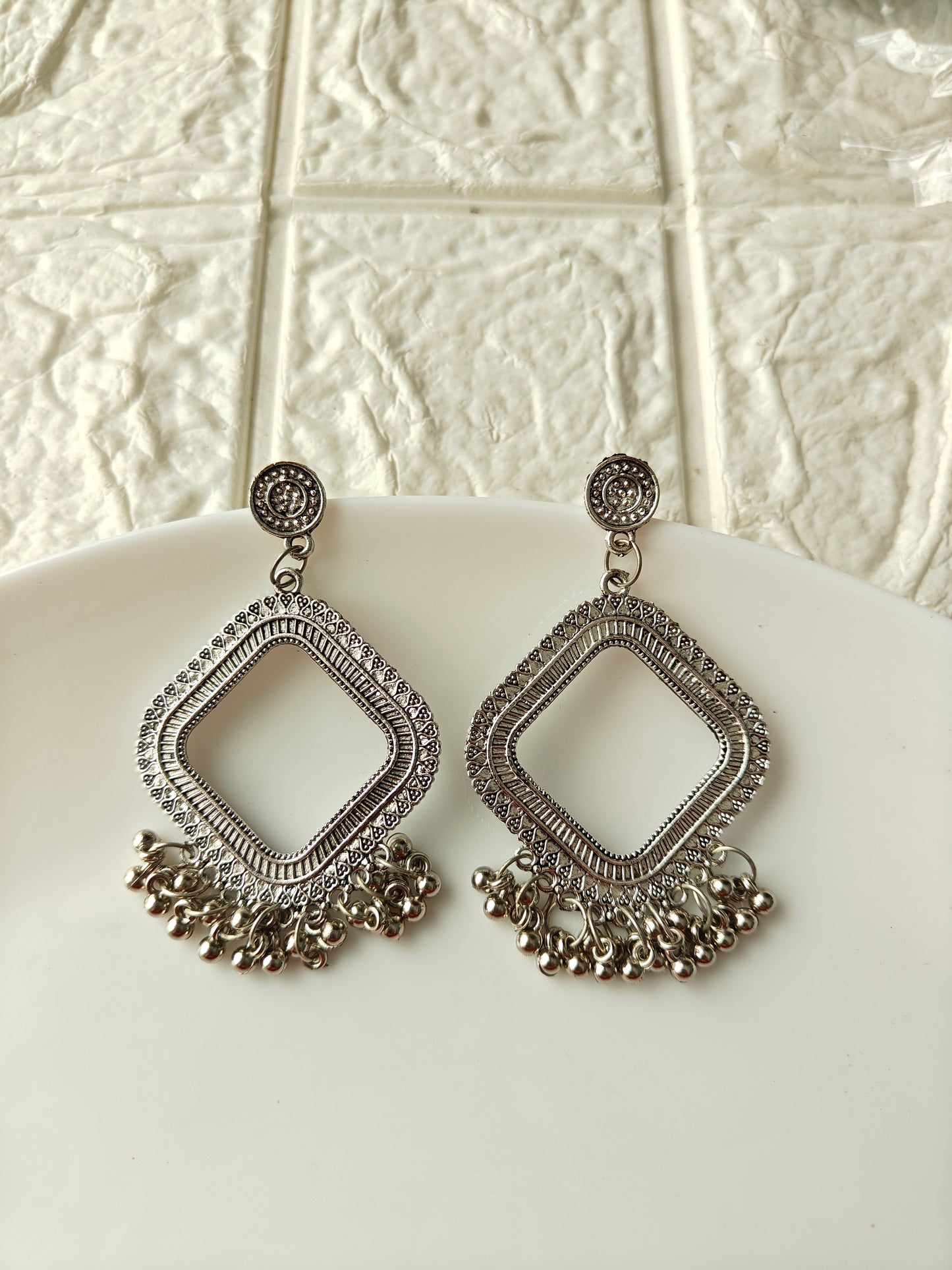 Basic Jhumka Bases - 1 Pair