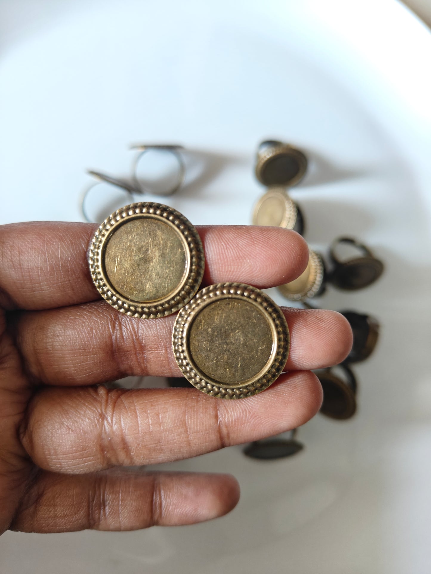 Vintage Base 17mm - 1 Piece