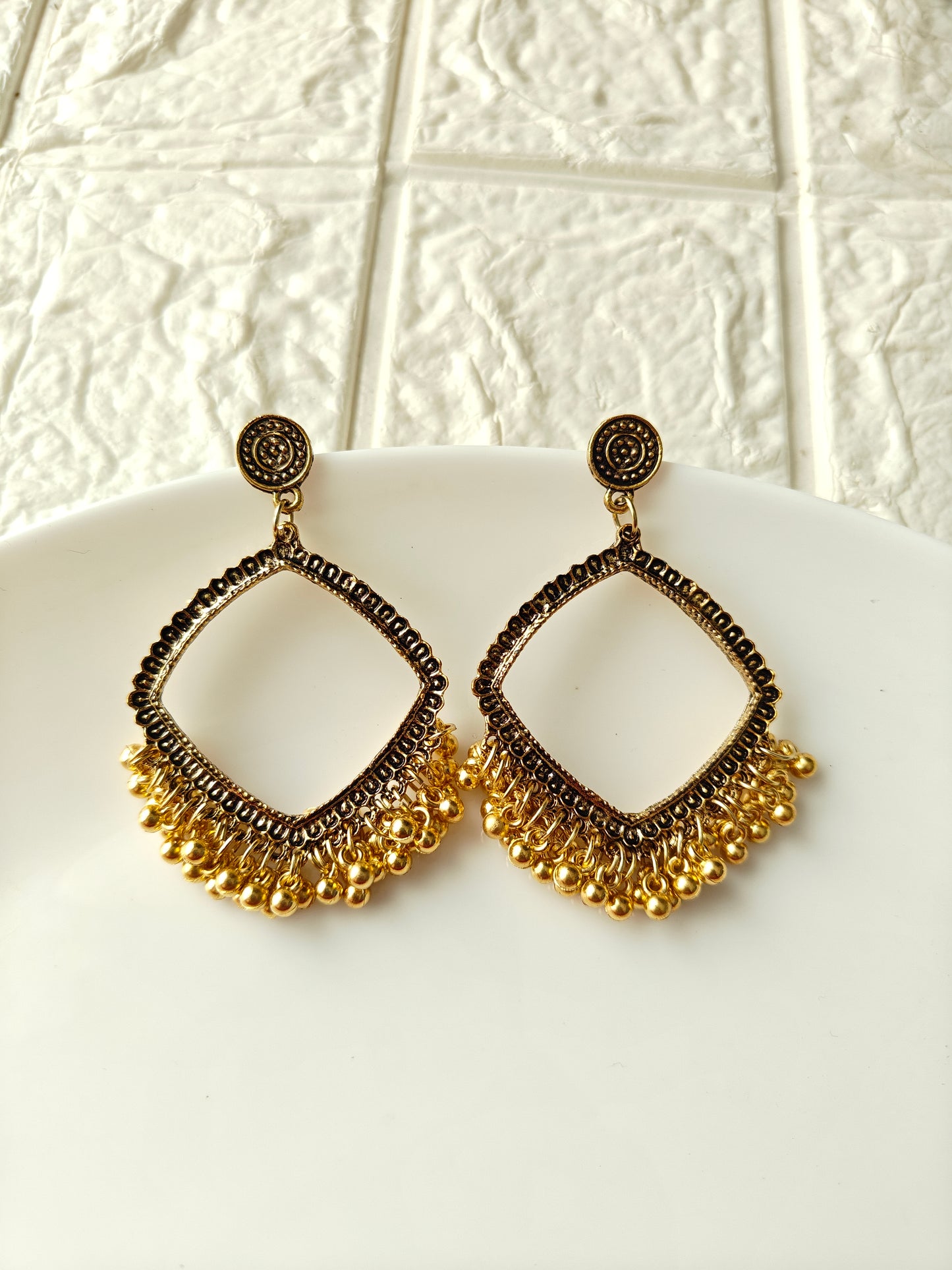 Basic Jhumka Bases - 1 Pair
