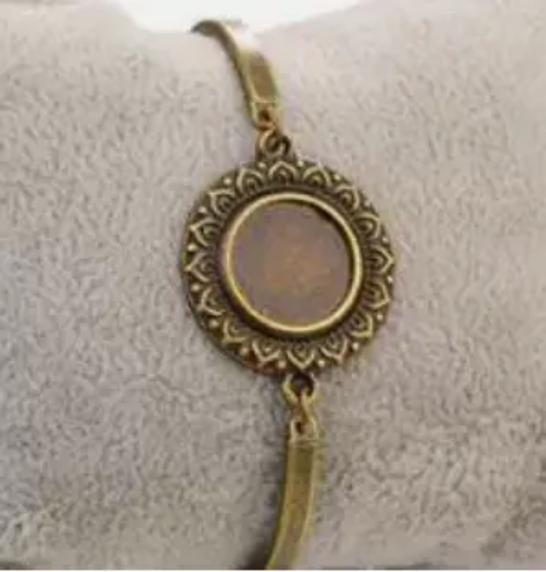 Vintage Bracelet Round 20mm 1 Piece - Design 12